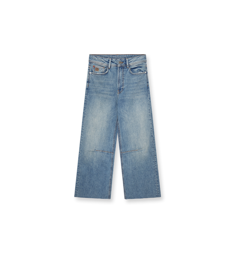 Packshot / Light Blue Denim / Front