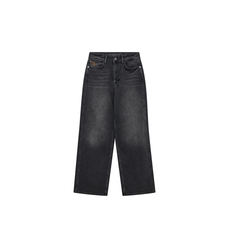 Packshot / Black Denim / Front